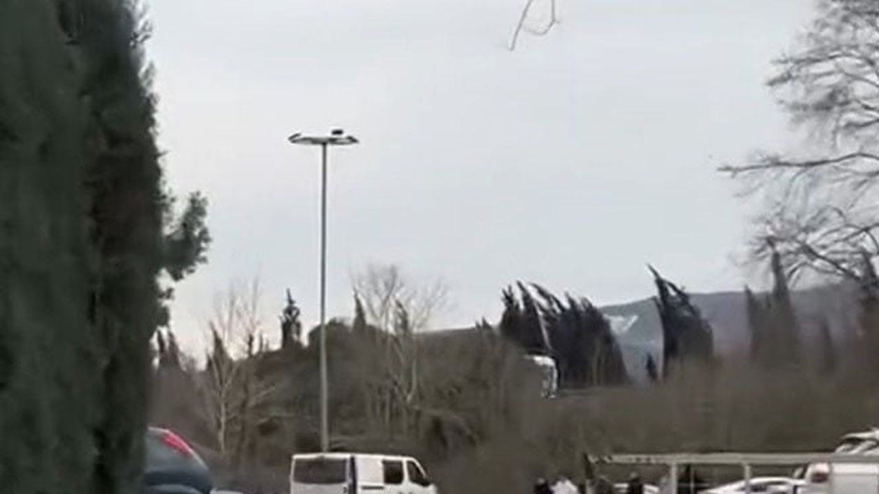 Sapanca Otoparkında Drift: A.S.'ye 58 bin 217 TL Ceza, Ehliyetine 2 Ay El Konuldu