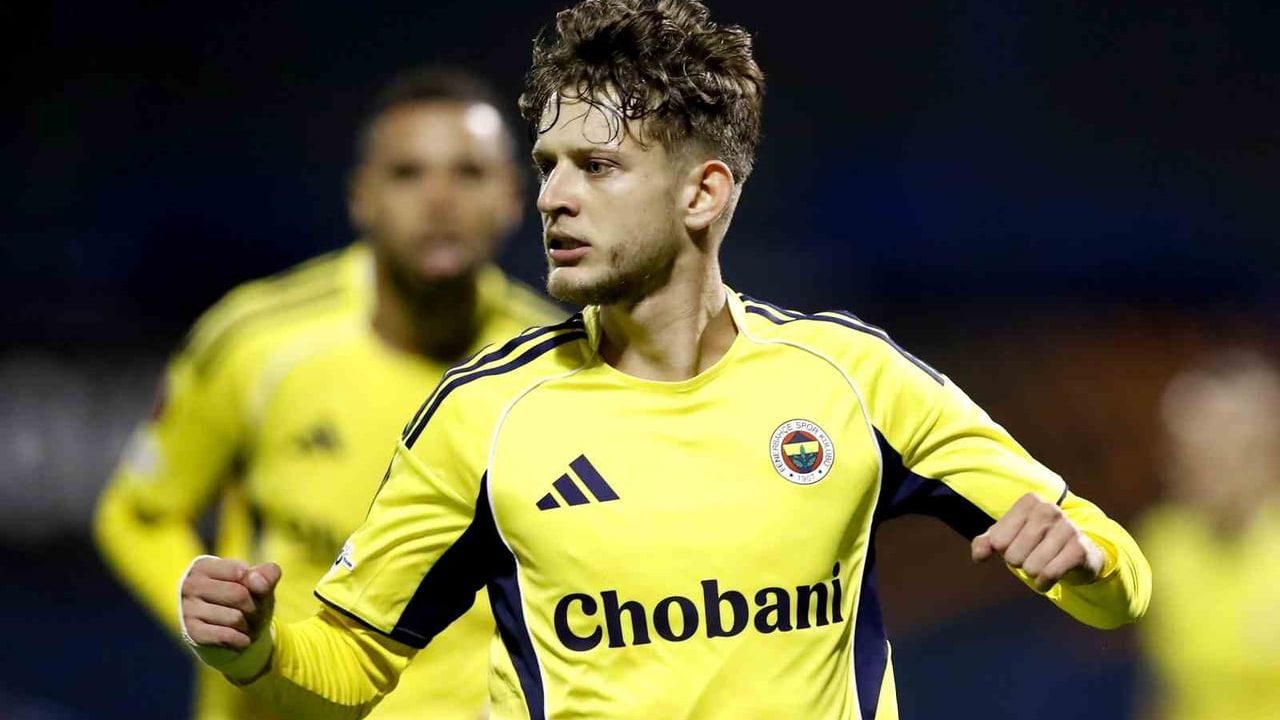 Sebastian Szymanski Rennes'e Transfer Oldu — Fenerbahçe Duyurdu