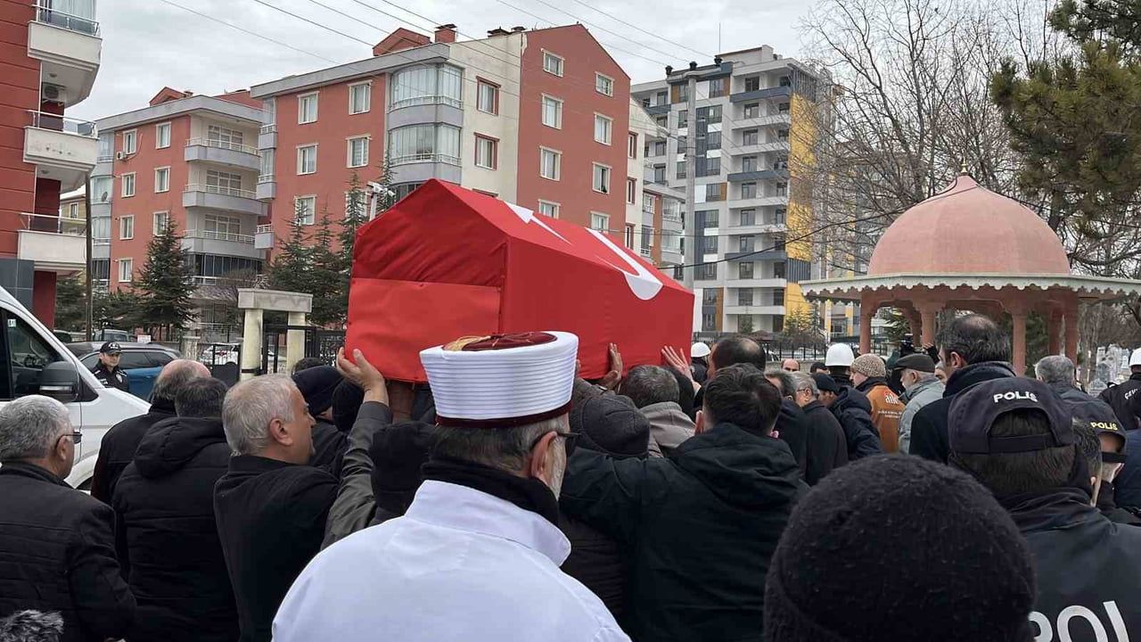 Şehit Polis Memuru Fatih Oral Konya’da Toprağa Verildi