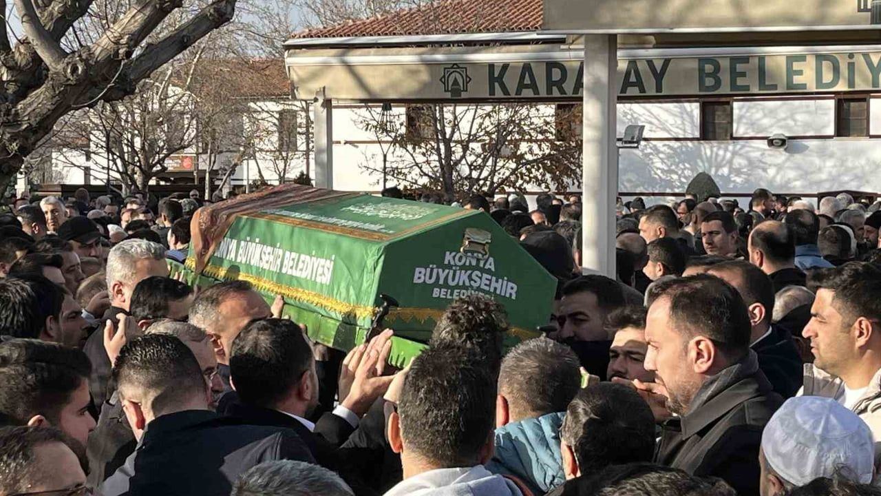 Selman Özboyacı'nın Annesi Feride Özboyacı Dualarla Uğurlandı