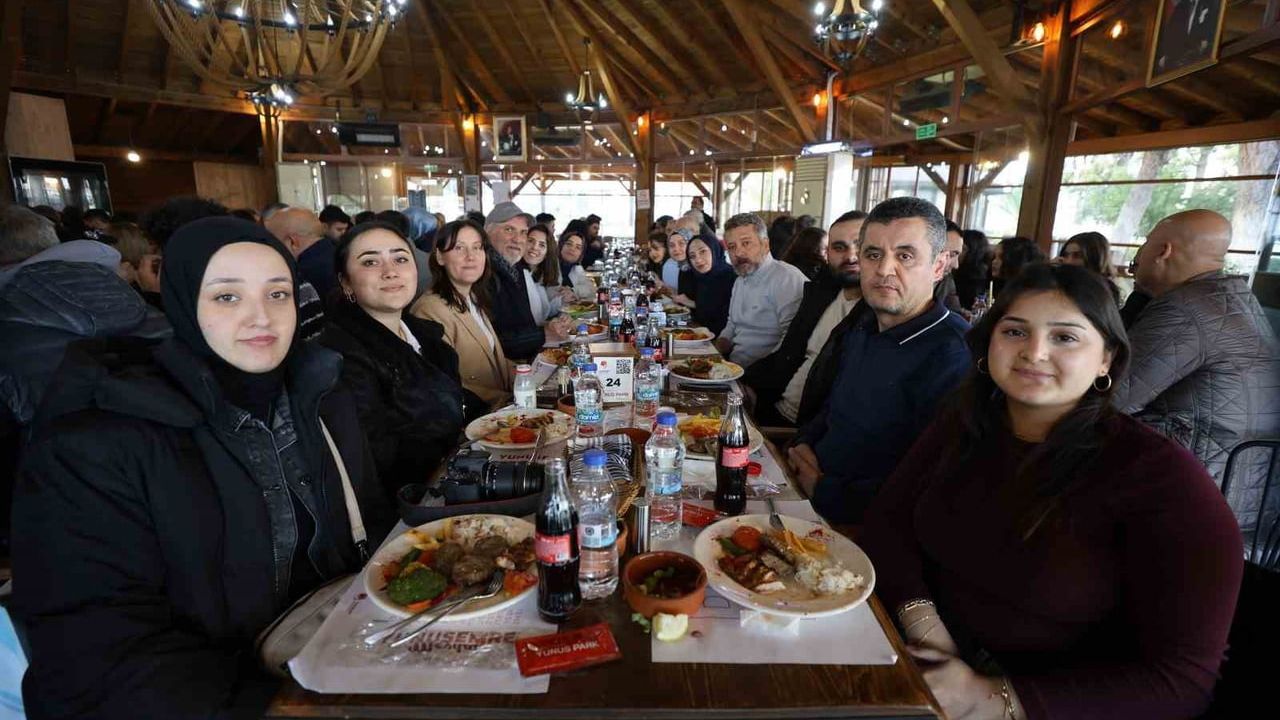 Semih Balaban, 10 Ocak Çalışan Gazeteciler Günü'nde Gazetecileri Ağırladı