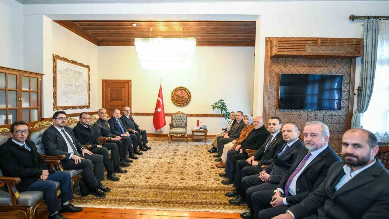 Serdar Çam: Dünyanın En Büyük Ekonomileri Türkiye’ye Hayran