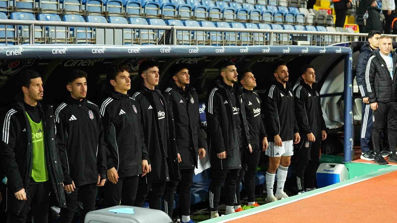 Sergen Yalçın’dan 3 değişiklik: Beşiktaş’ın Eyüpspor 11’i