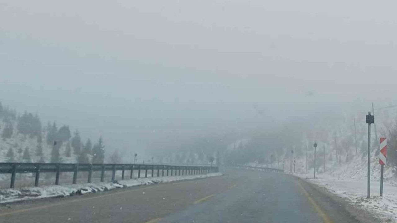 Sertavul Geçidi'nde Ulaşım Kontrollü: Tır ve Tonajlı Araçlara Geçiş Yasağı