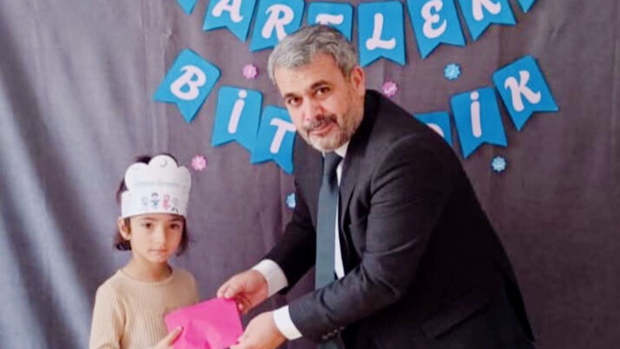 Seyitgazi'de 4-6 Yaş Kur'an Kursunda Harfleri Bitirme Coşkusu