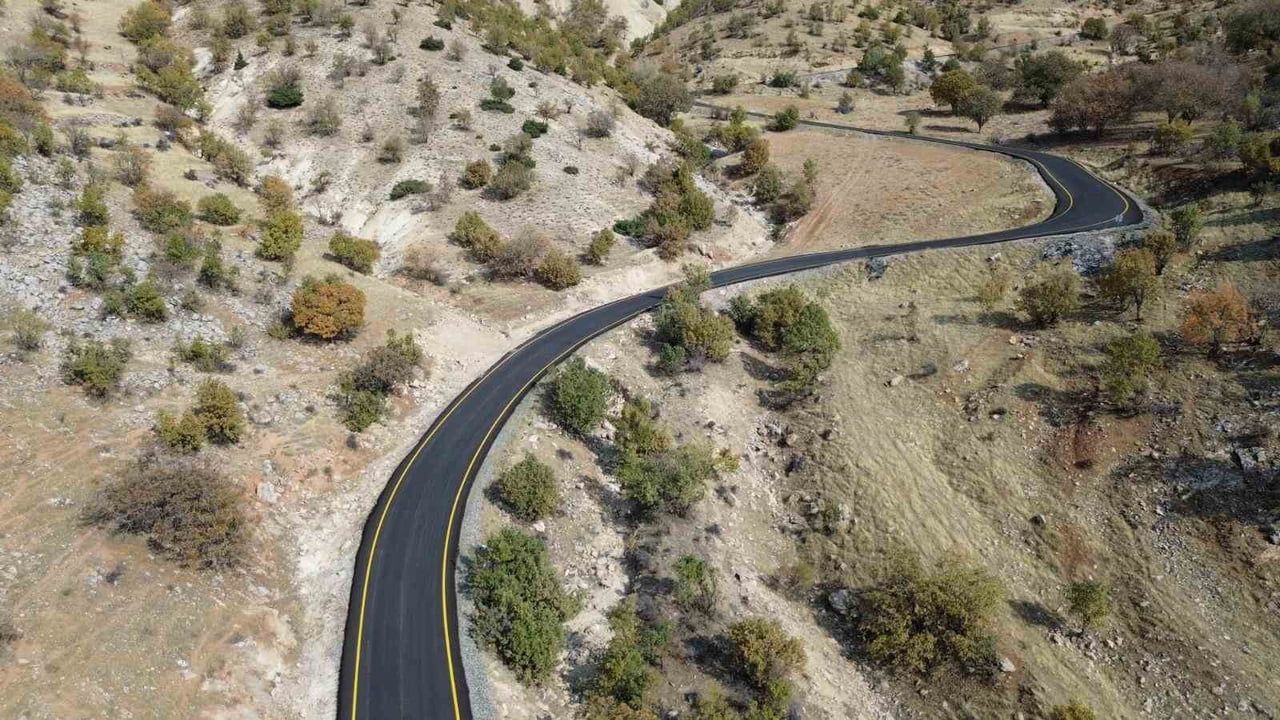 Siirt’te 3,3 Milyar TL’lik Kara Yolu Yatırımı 2025'te Hayata Geçiyor