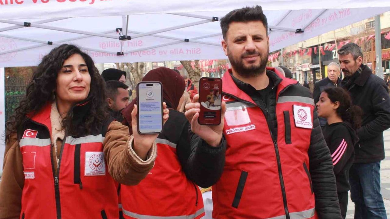 Siirt’te 'İlk Öğretmenim Ailem' ve 'Çocuklar Güvende' Uygulamaları Tanıtıldı