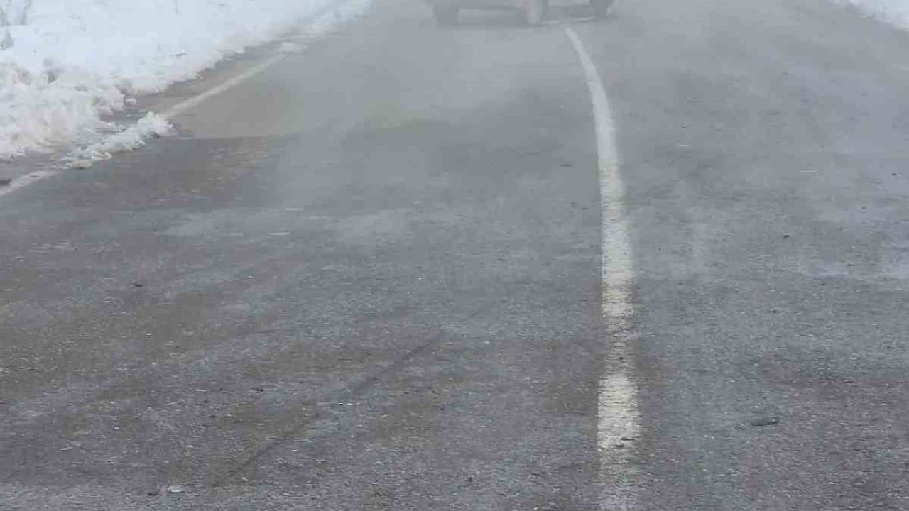 Siirt’te Otomobil Çarpıştı: Kurtalan’da 2 Yaralı