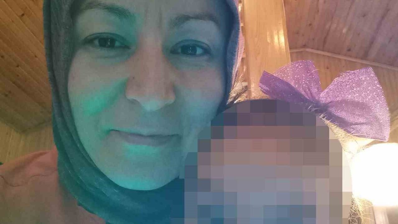 Simav'da Otomobil ile Öğrenci Servisi Kafa Kafaya Çarpıştı: 1 Ölü, 1 Ağır Yaralı