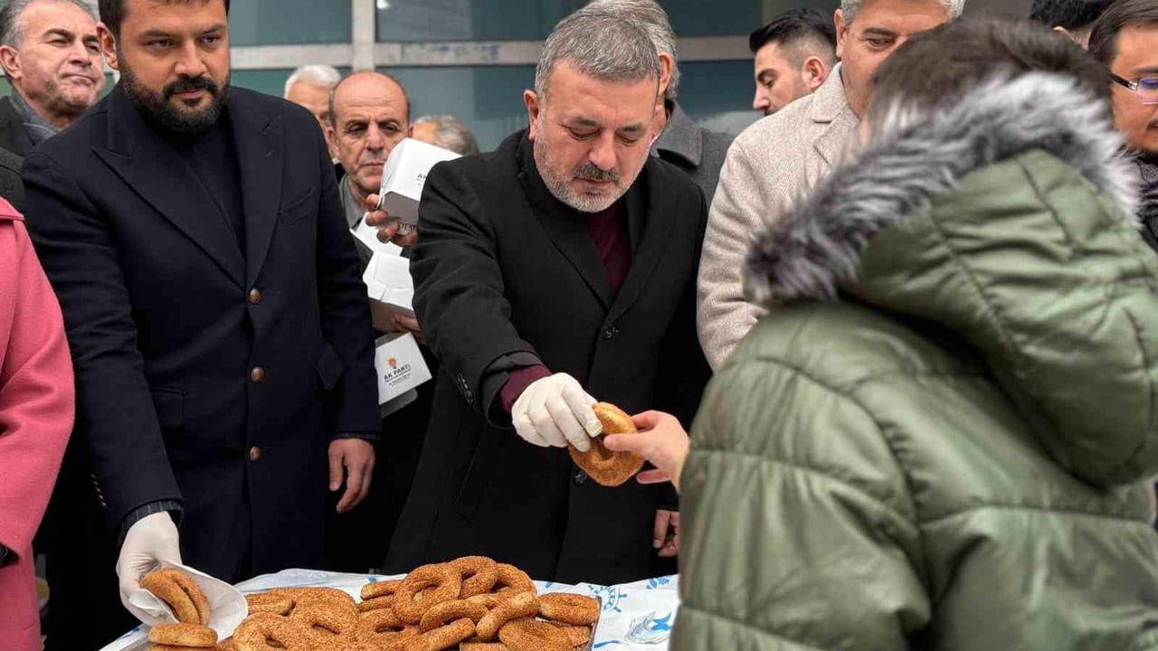 Sincan'da Miraç Kandili Yenikent Atıf Hoca Camii'nde Dualarla İdrak Edildi