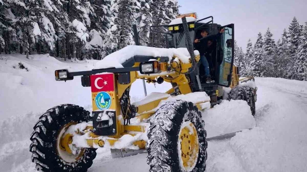 Sinop’ta karla mücadele: 4 bin 59 km yol ulaşıma açıldı