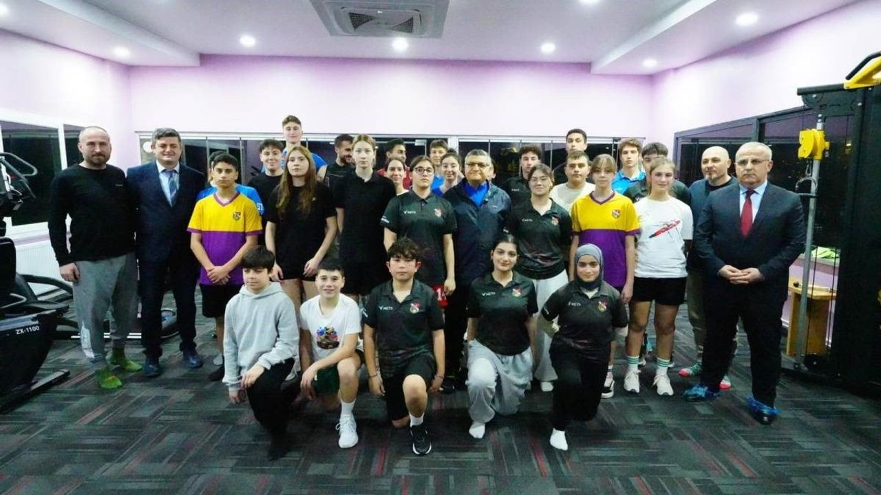 Sinop Yelken Tesisi Yenilendi: 35 Milyon TL'lik Yatırım Gençlere Açıldı