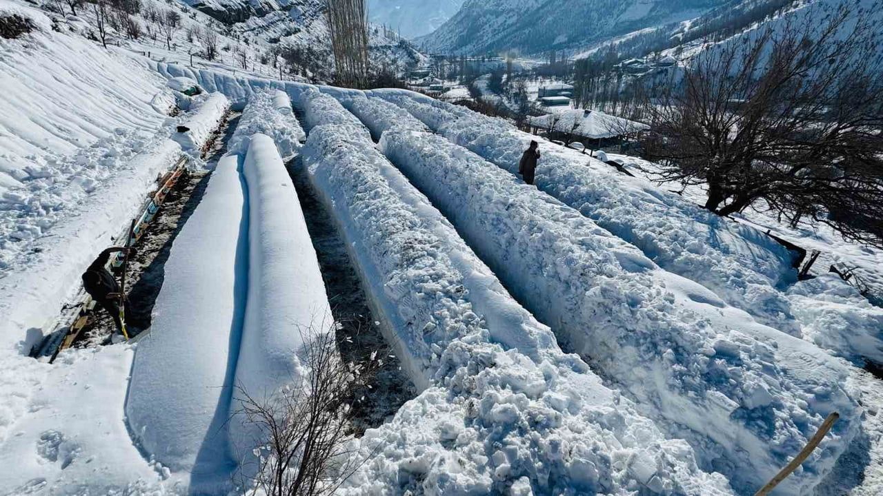 Şırnak'ta Arıcıların Zorlu Kışı: Beytüşşebap'ta Karla Mücadele