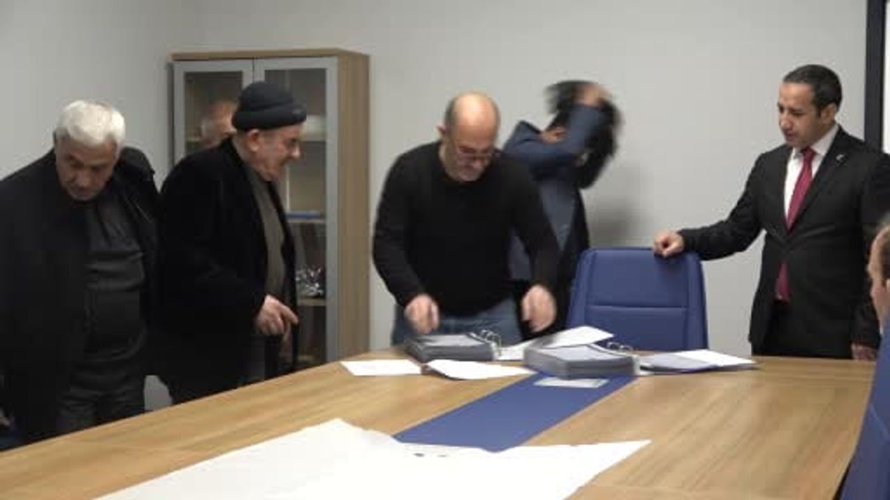 Şırnak'ta Seslice 32 Yıl Sonra Tapularına Kavuştu