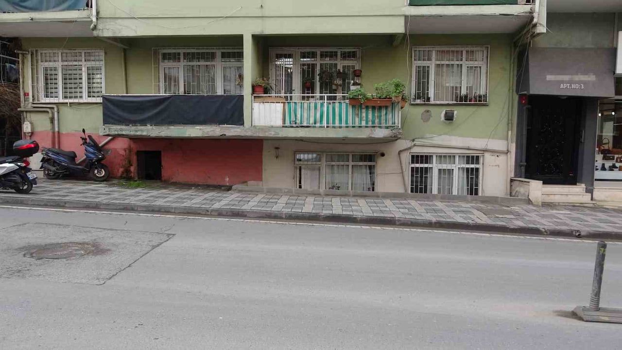 Şişli'deki Konteynerde Bulunan Ceset: Ümraniye'deki Komşular Konuştu