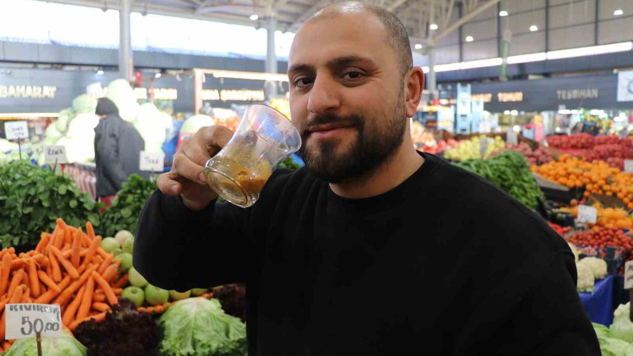 Sivas'ta 'Babaanne İlacı': Karaturp, Zencefil ve Bal ile Öksürüğe Doğal Çözüm