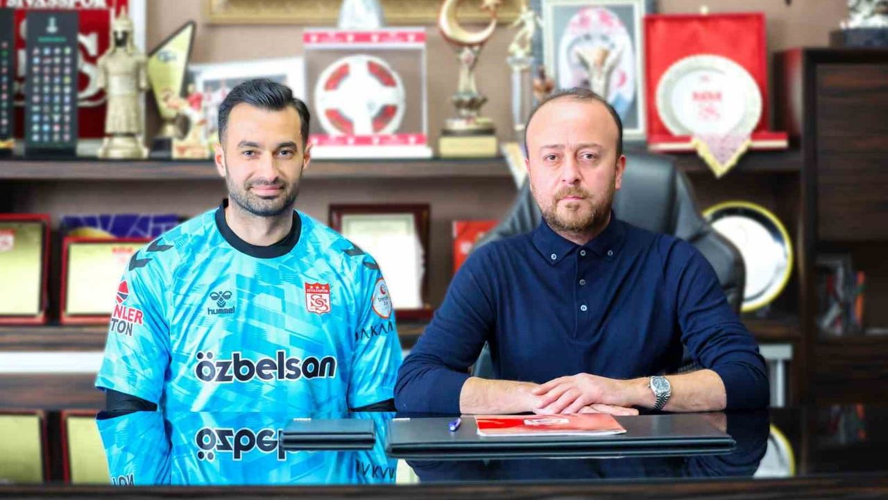 Sivasspor'da Transfer Yasağı Kaldı: İlk İmza Gökhan Akkan
