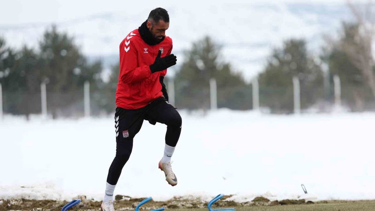Sivasspor, Erzurumspor Maçı Öncesi Son Antrenmanını Gerçekleştirdi