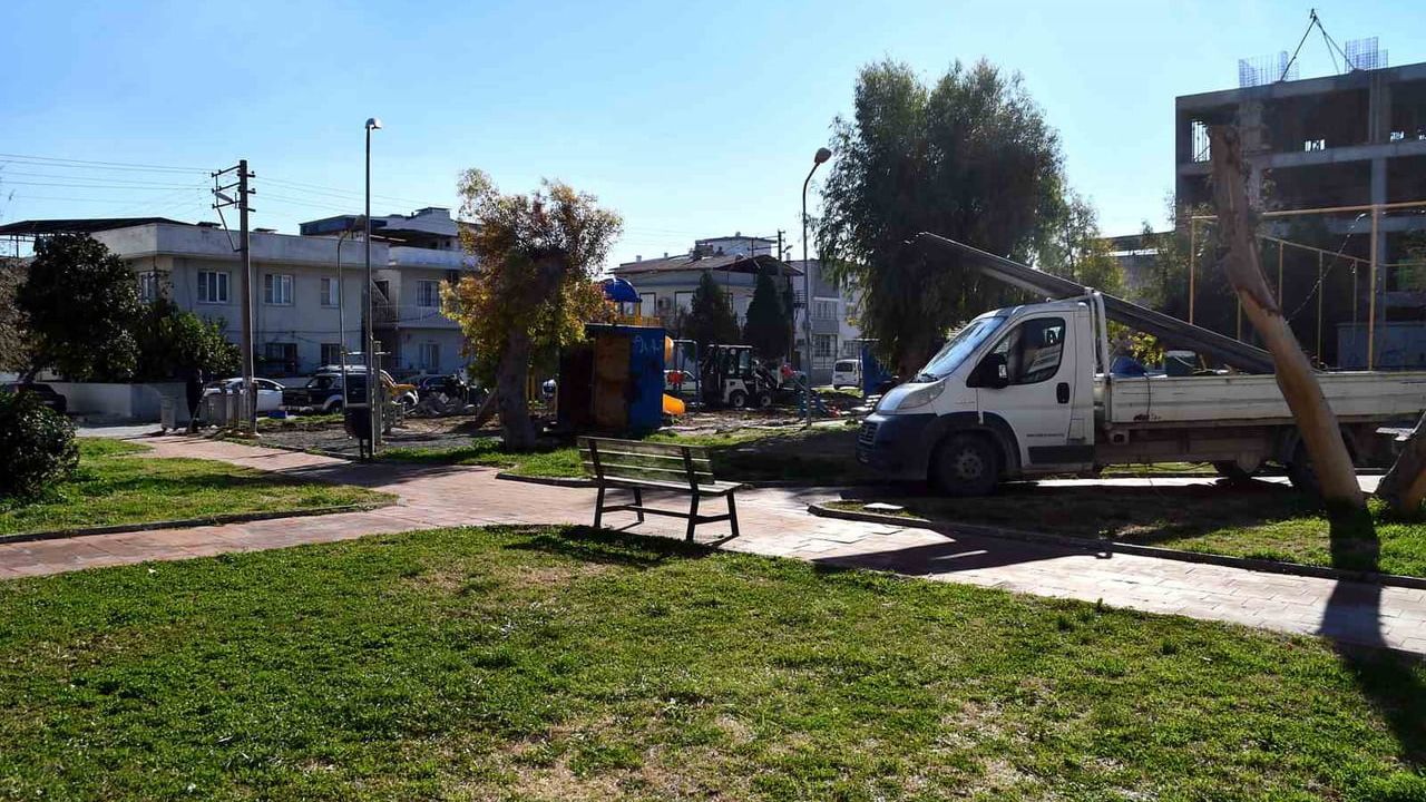 Söke Belediyesi, Şehit Mustafa Korkmaz Parkı'nı Yeniliyor