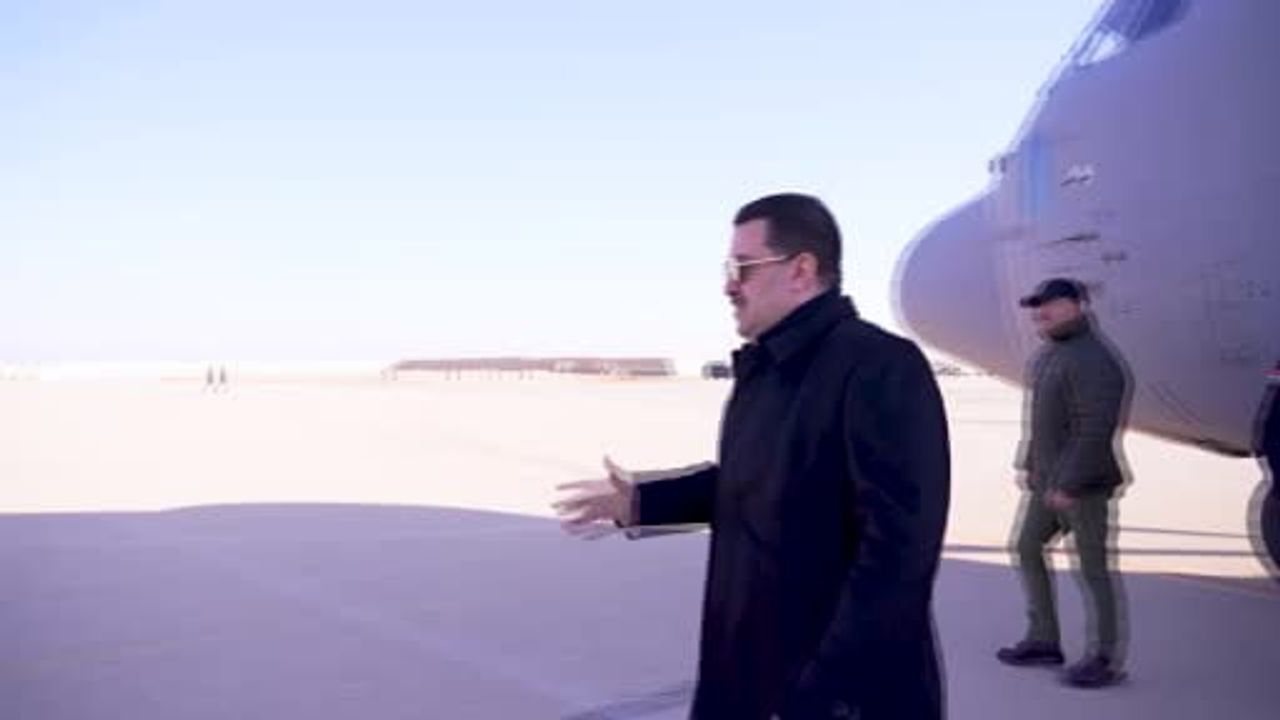 Sudani Ayn el-Esed Üssü'nü Ziyaret Etti: Suriye Sınırında Güvenlik Hazırlığı