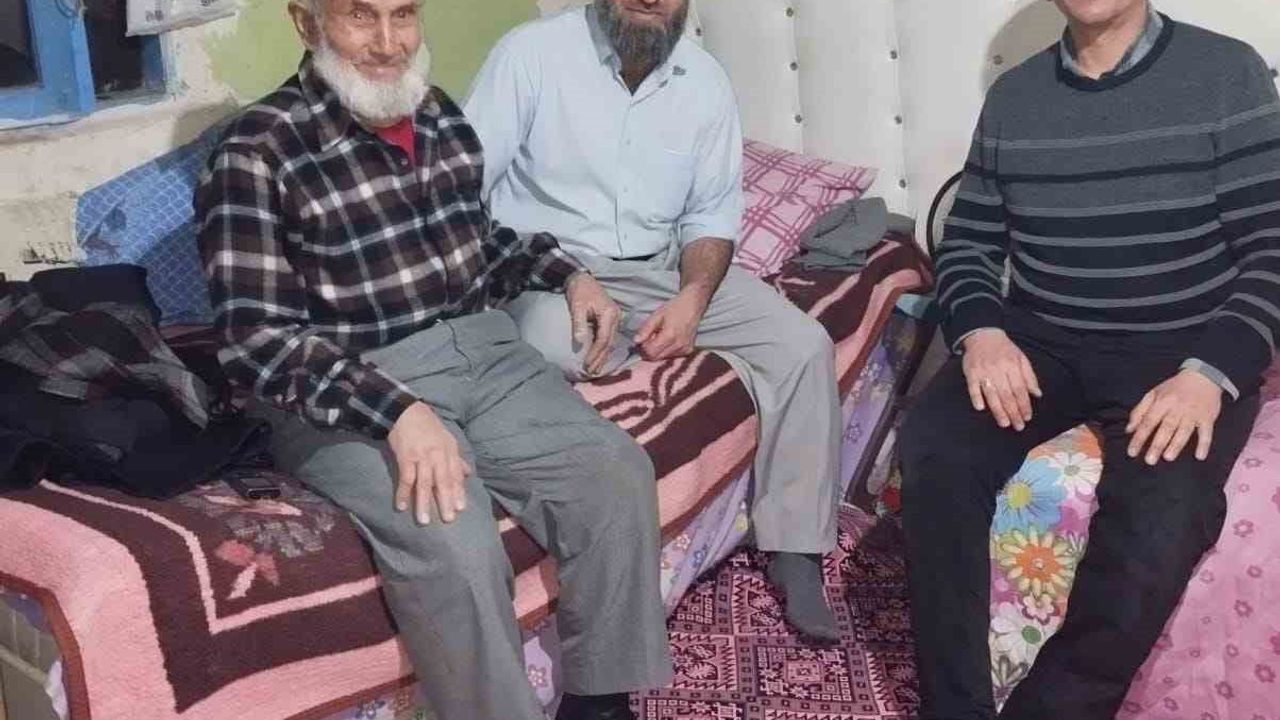 Şuhut’ta 'Ulu Çınarlar' Projesi Sürüyor: Ahmet Adıgüzel’e Anlamlı Ziyaret