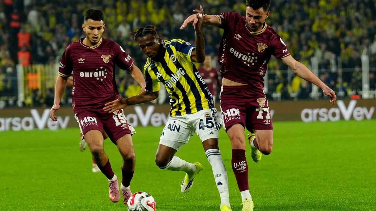 Süper Lig 19. Hafta: Galatasaray Lider, Fenerbahçe 3 Puan Geride