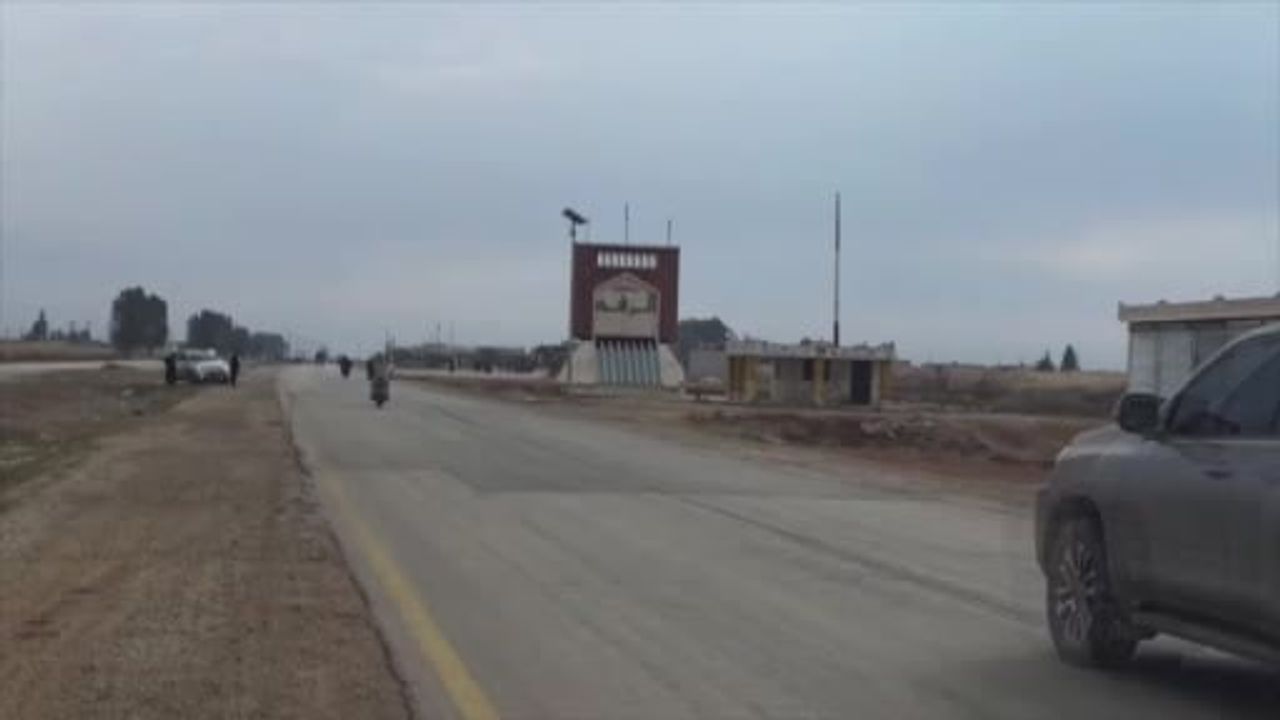 Suriye Ordusu Rakka'da Dibsi Afnan'ı Ele Geçirdi — Fırat’ın Batısında İlerleyiş Sürüyor