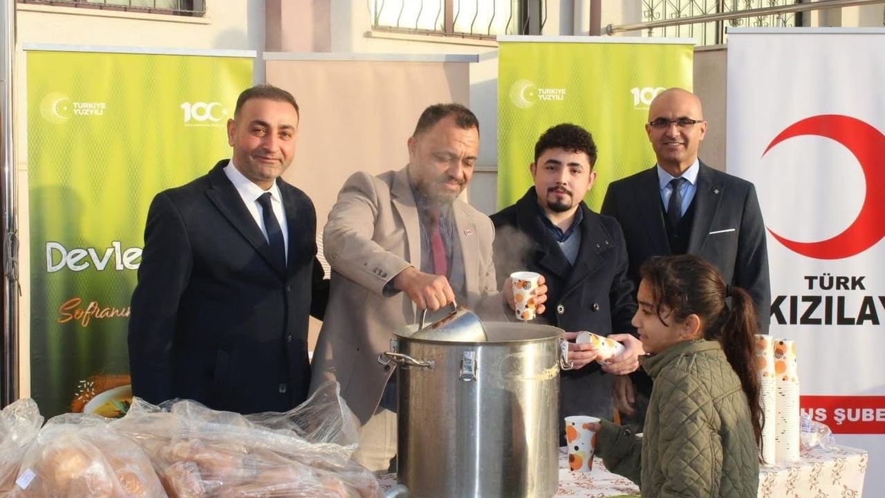 Tarsus’ta 'Devletin Eli Sofranın Bereketi' Öğrencilerle Buluştu