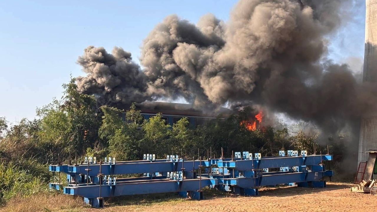 Tayland’da vinç devrildi: Tren kazası — 22 ölü, 55 yaralı