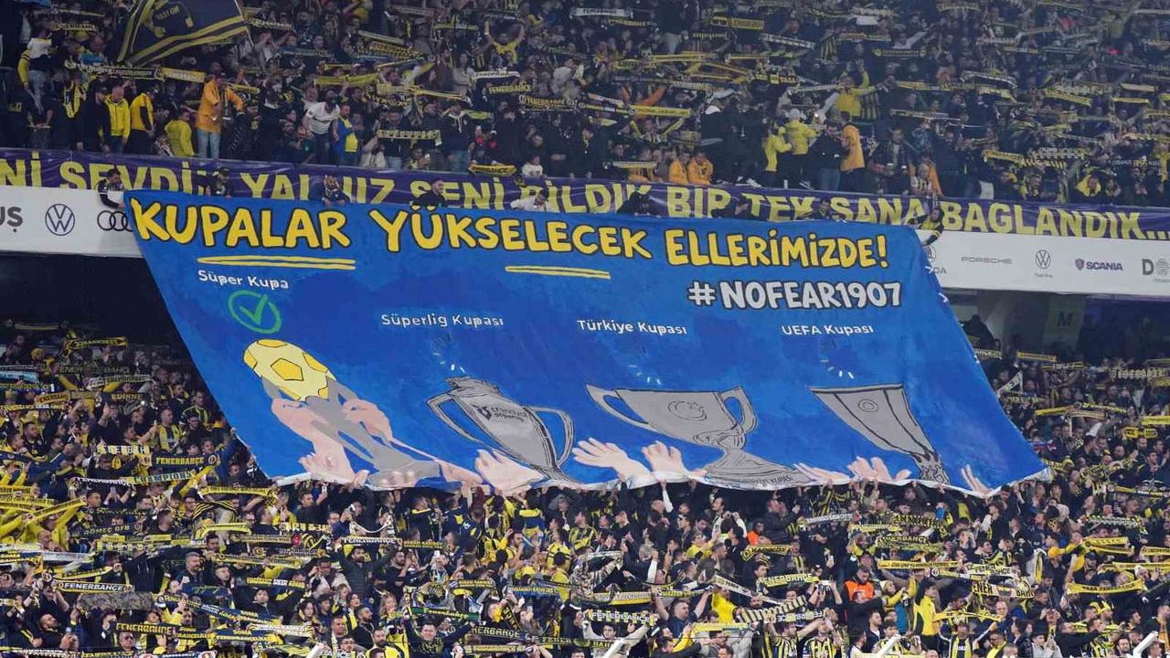 Tedesco'dan Göztepe maçında 4 değişiklik: Fenerbahçe 11'i