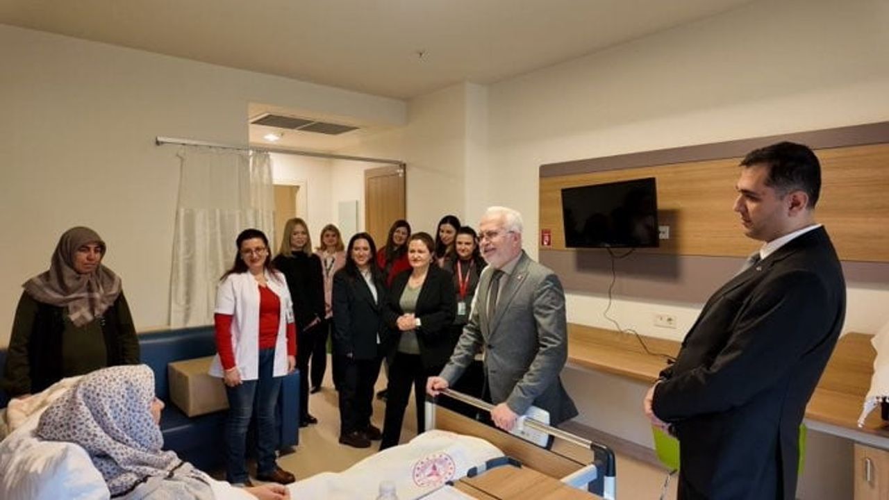 TEI’den anlamlı kutlama: 41’inci yılda Eskişehir Şehir Hastanesi’nde yeni annelerle