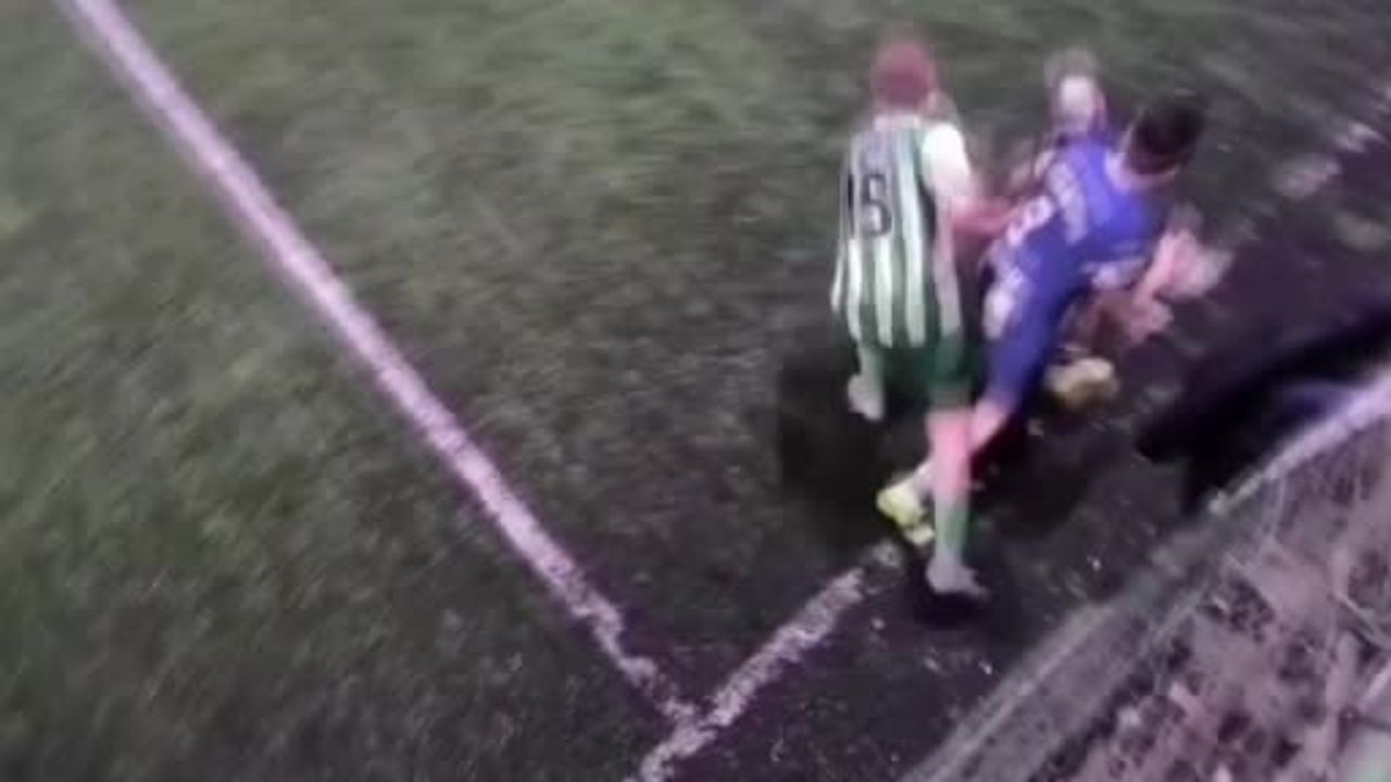 Tekirdağ'da hakemin saniyelerle müdahalesi: Futbolcunun dili boğazına kaçtı