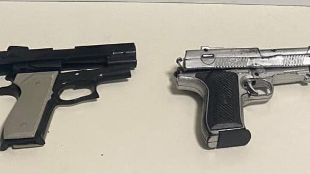 Tekirdağ'da sokak ortasında silah sandılar: Oyuncak tabanca çıktı