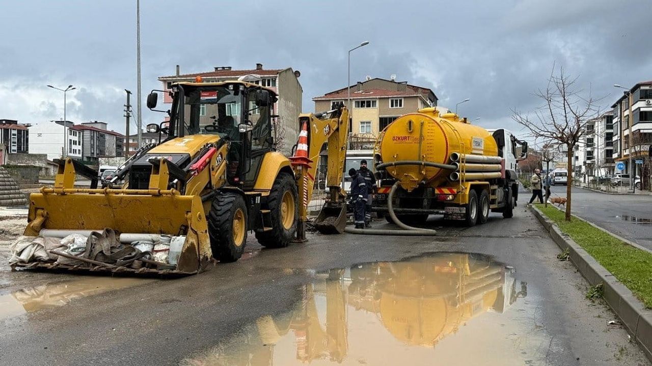 Tekirdağ'da TESKİ'den Su Baskınına Karşı Hızlı Önlem