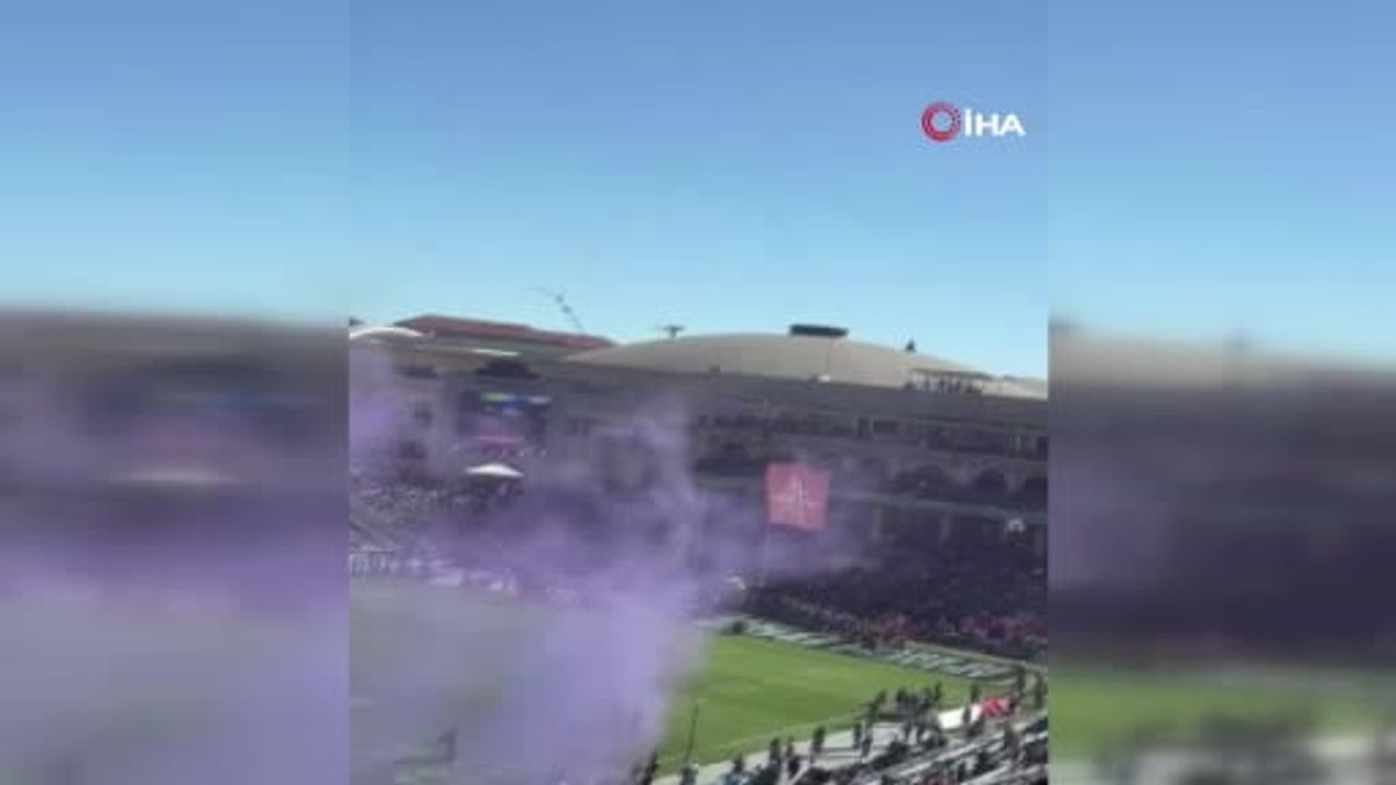 Teksas'ta Armed Forces Bowl Öncesi Paraşütçü Tribüne Çakıldı: Yaralanma Yok