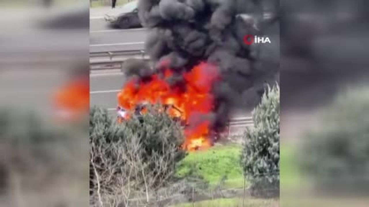 TEM Hadımköy Bağlantı Yolu'nda BMW Alev Topuna Döndü: Esenyurt'ta Araç Küle Döndü