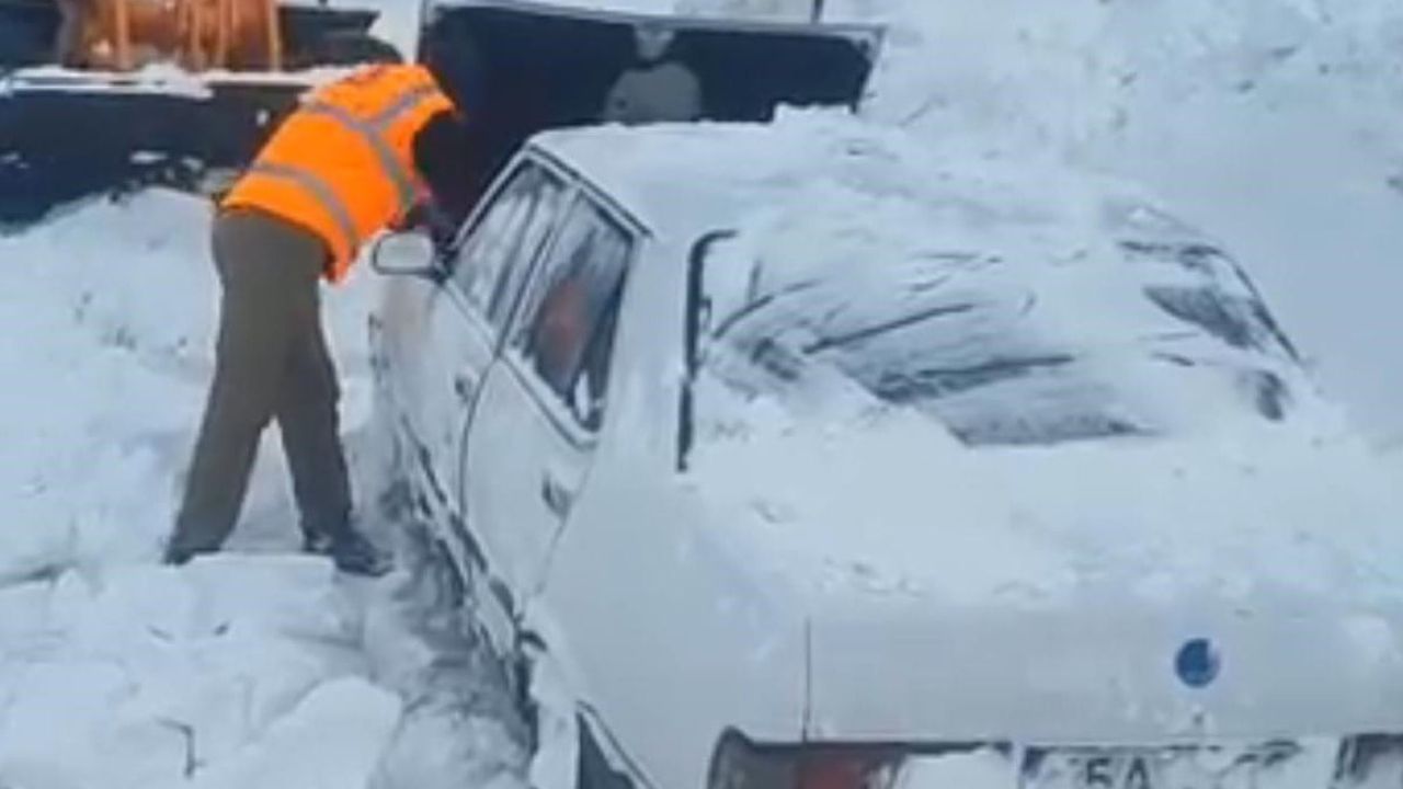 Tokat Niksar’da Hayvanlara Yem Bırakan Vatandaş Perşembe Yaylası’nda Donma Tehlikesi Geçirdi