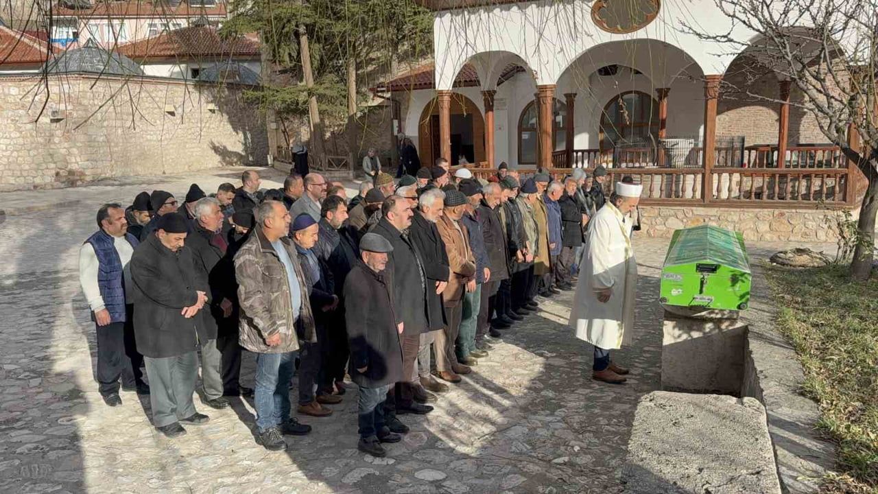 Tokat'ta Baba Cinayeti: Zihni Cankurtaran Defnedildi