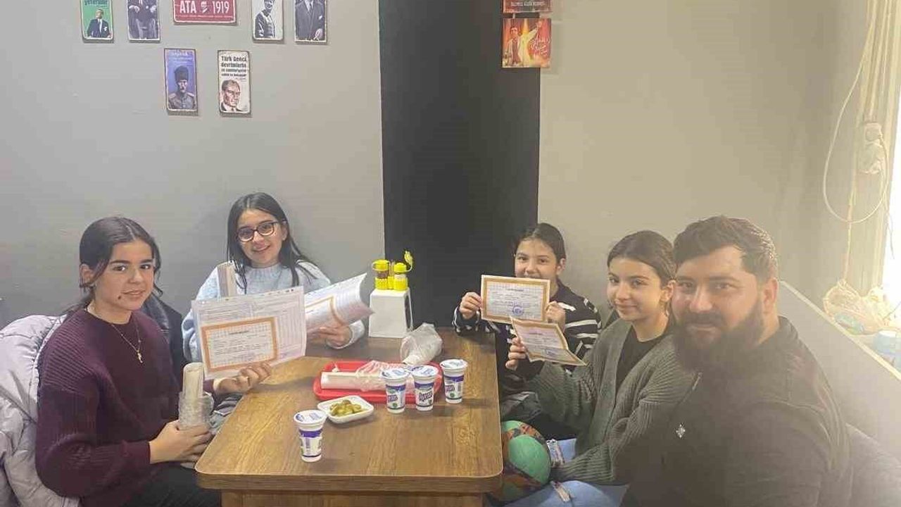 Toprakkale'de Takdir Belgesine Ücretsiz Döner Sürprizi