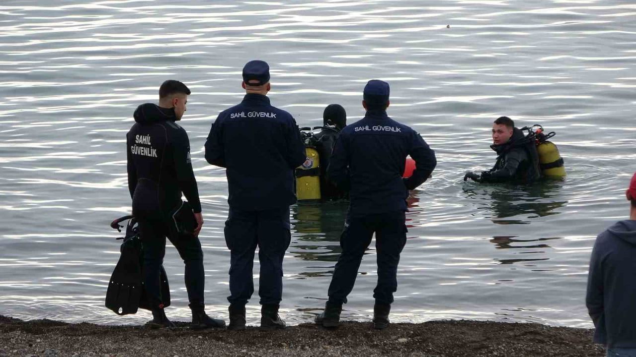 Trabzon'da Kayıp Genç Enes Terzi İçin Geniş Arama Başlatıldı