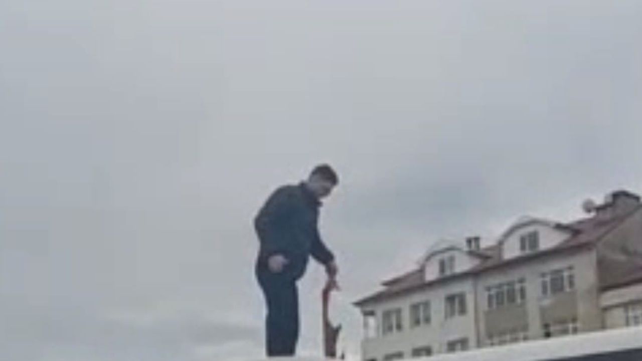 Trabzon Sürmene'de Tüp Kamyonu Patladı: Parçalar Otobüse Düştü