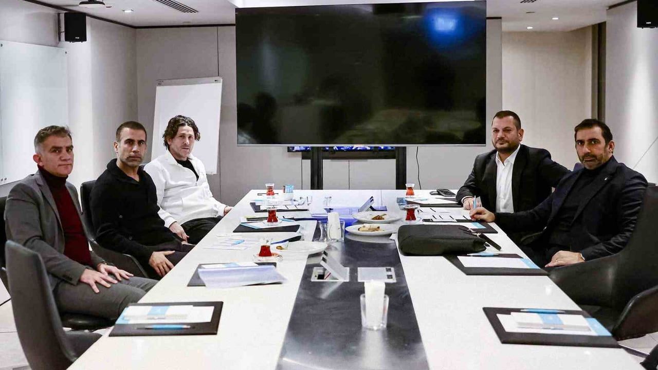 Trabzonspor İstanbul Zirvesi: Transfer ve İkinci Yarı Planları