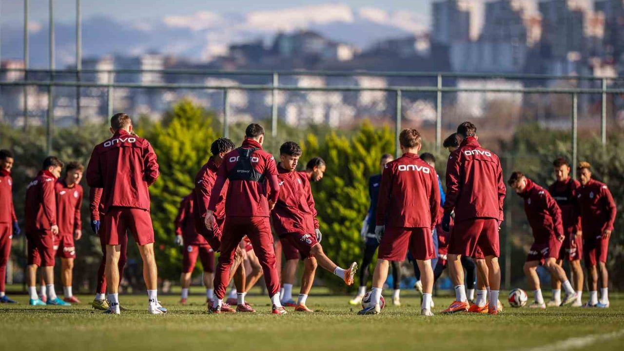 Trabzonspor, İstanbulspor Deplasmanında Kupada 3 Puan Arıyor