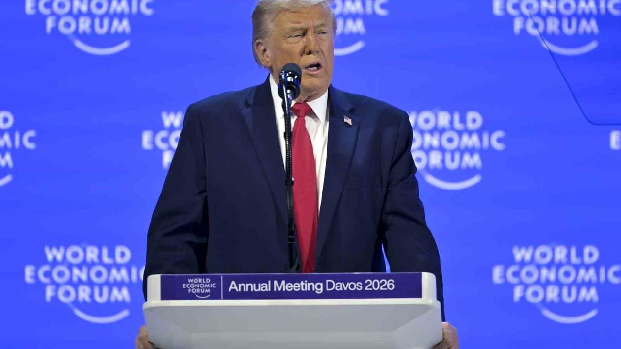Trump Davos’ta Grönland Çıkışı: "Tek İstediğim Bir Parça Buz"