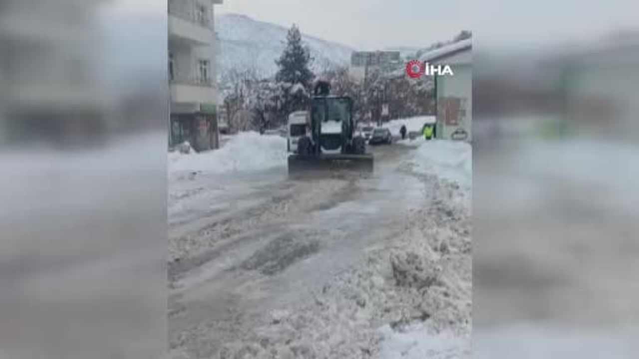 Tunceli'de Karla Mücadele Aralıksız: Belediye ve Valilik Teyakkuza Geçti