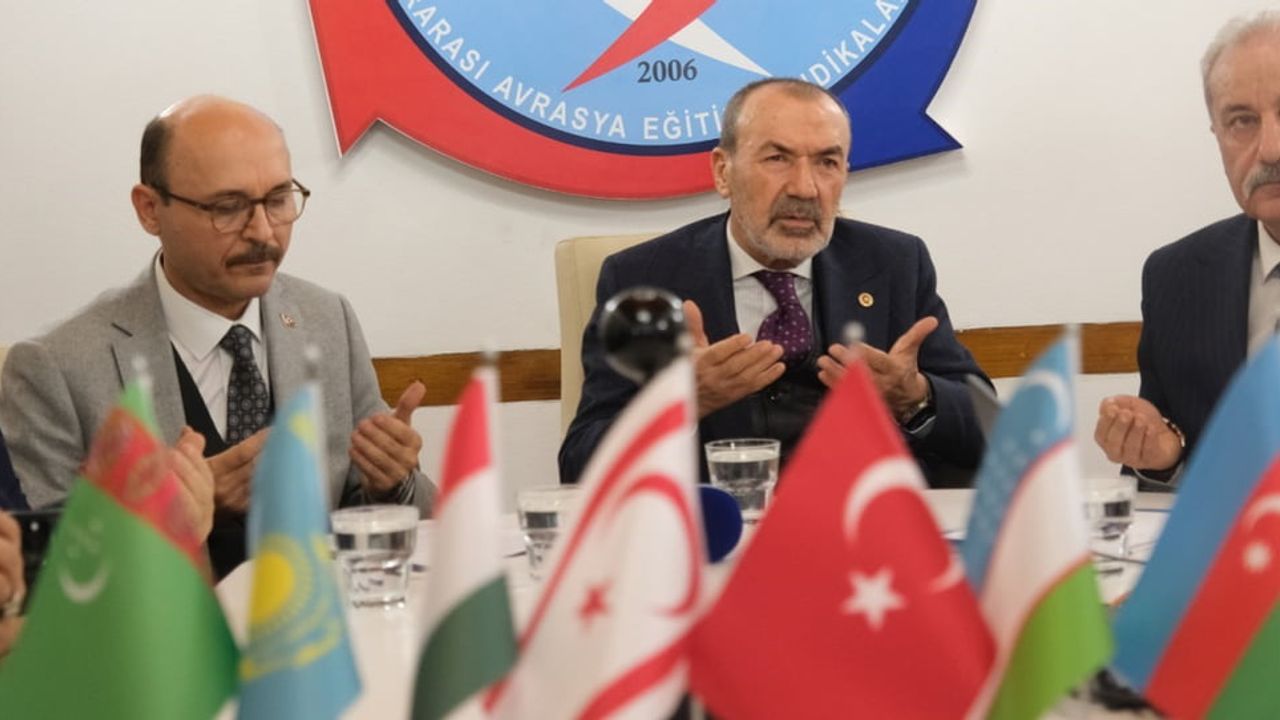 Türk Eğitim-Sen 250 Türkmen Genç İçin C1 Akademik Türkçe Eğitimi Başlattı