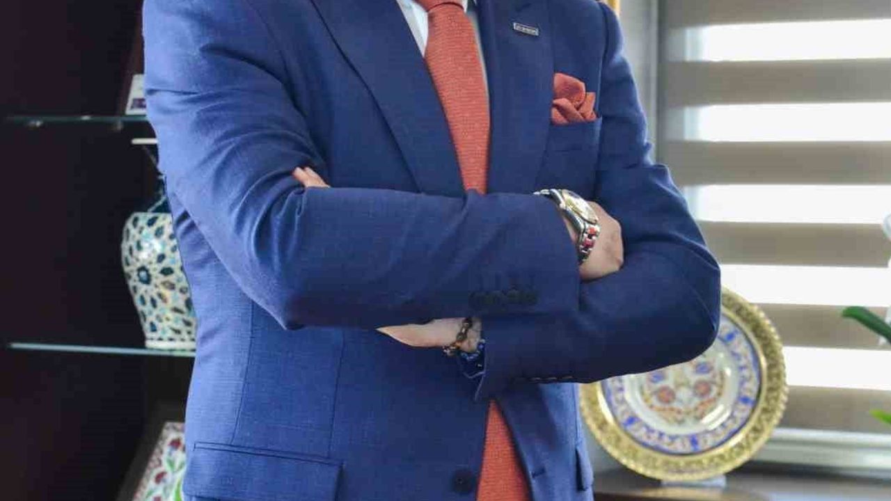 Türk Hazır Giyiminde Gelecek Vizyonu: İstanbul'u Küresel Moda Merkezi Yapmak