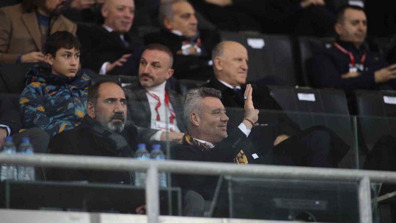 Turkcell Süper Kupa: Fenerbahçe 1-0 Samsunspor — Maç devam ediyor