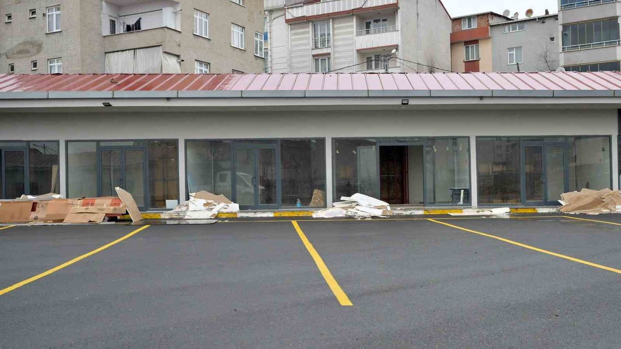 Türkiye’nin İlk İlçe Bazlı 112 Komuta Merkezi Esenyurt’ta Kuruluyor