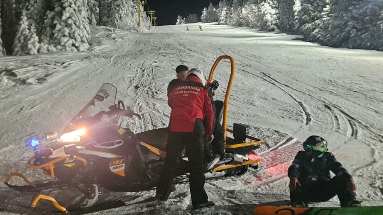 Uludağ'da Mahsur Kalanlara JAK Timi Müdahalesi